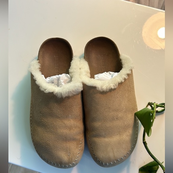 JENNI KAYNE Shearling-Lined Moc Clog - Picture 6 of 10